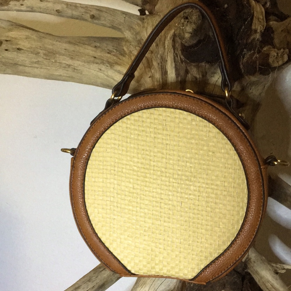 Woven handbag